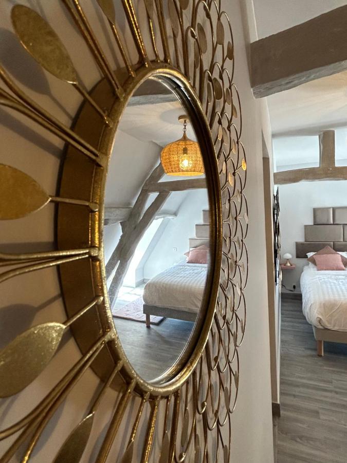 Demeure Du Vallon - Chambres D'Hotes De Charme Azerat Exterior photo